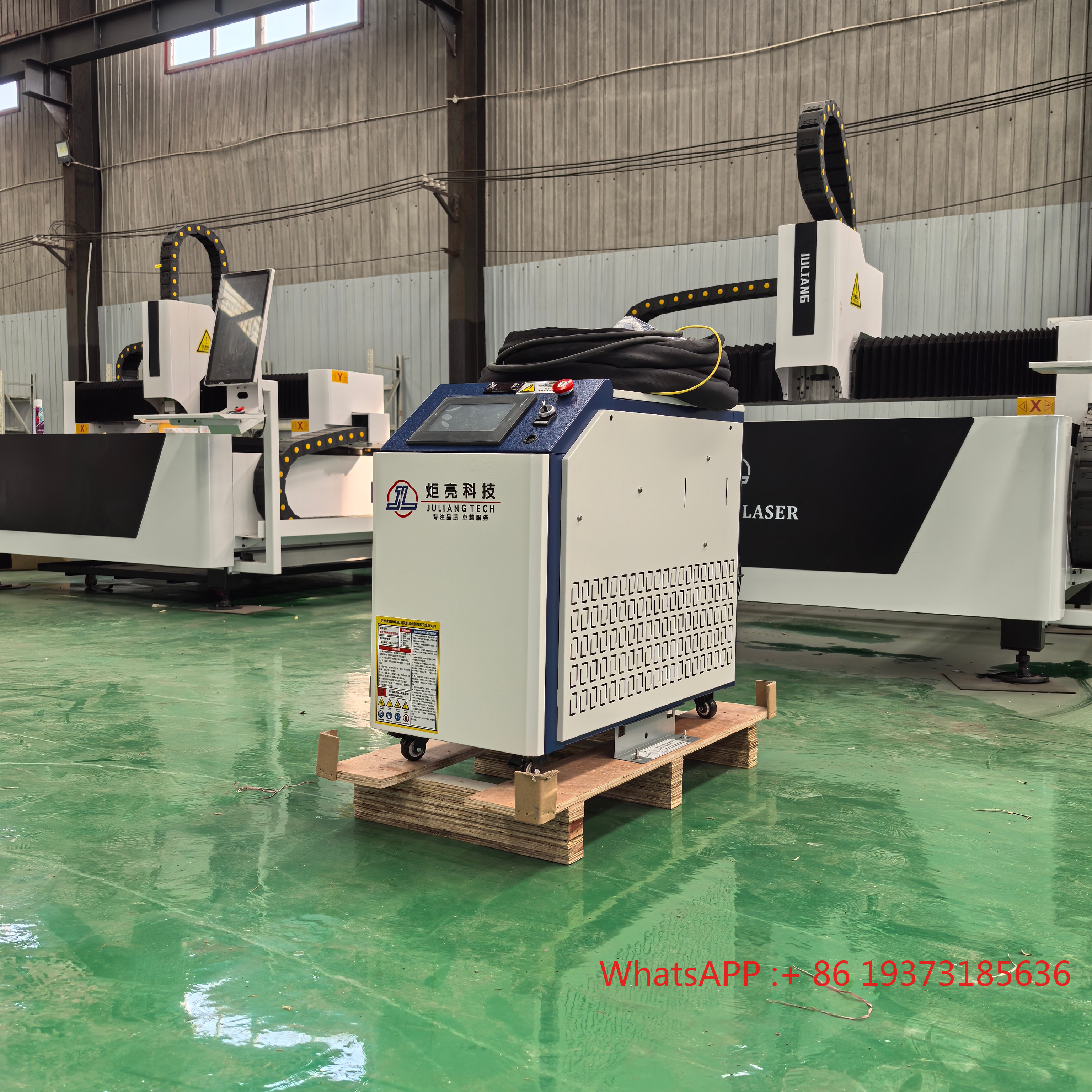 Power Tools Used In Welding - Handheld 1500W Fiber Welding Machine With